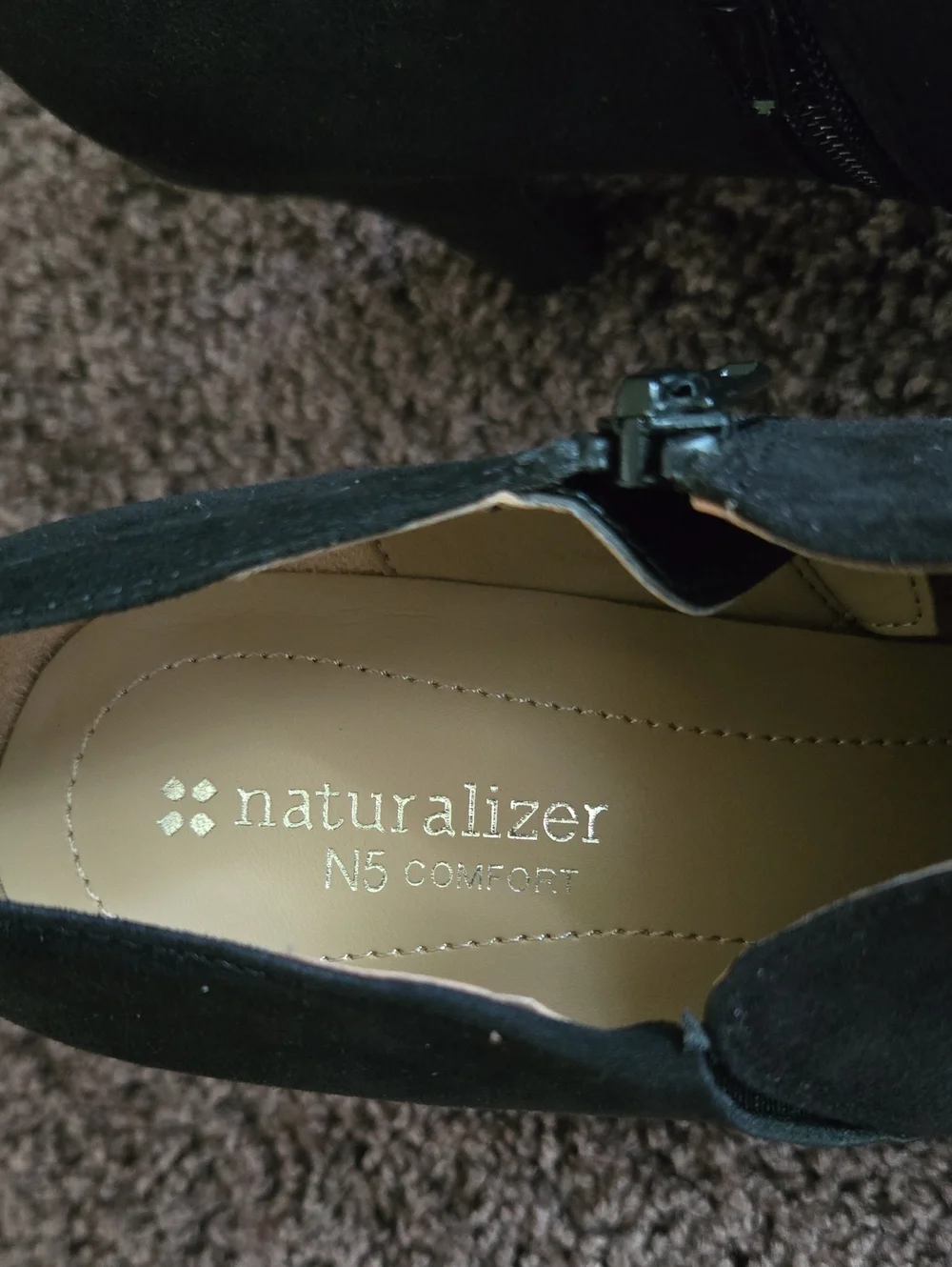 NEW Naturalizer Black Heeled Booties 8 M